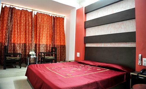 Hotel Gyan Haridwār Buitenkant foto